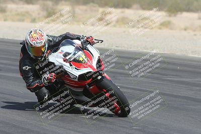 media/May-05-2025-Moto Forza (Mon) [[3c1838c5e5]]/2-B Group/Session 2 (Turn 7 Inside)/